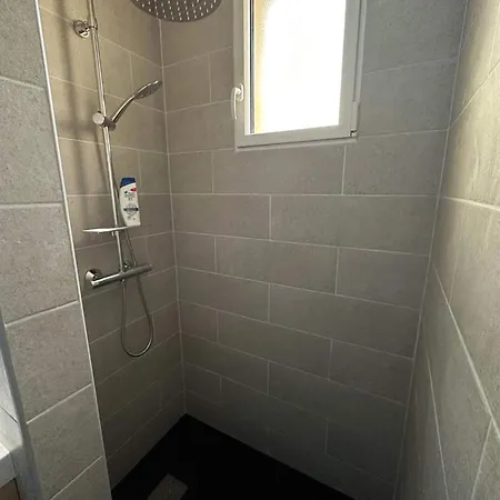 Escapade Relaxante - - Jacuzzi - Sauna - Prives L'Isle-Adam